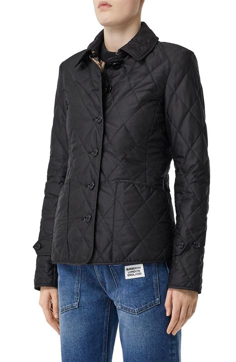 women's quilted thermoregulated jacket.